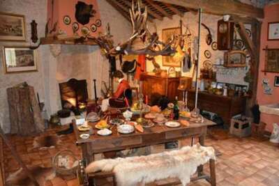 Chateau de Montpoupon