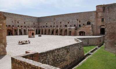 Forteresse de Salses
