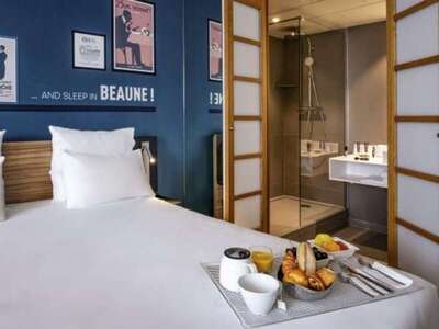 NOVOTEL BEAUNE
