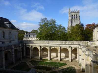 Abbaye de Bec Hellouin
