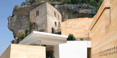 Musee National de la Prehistoire 

