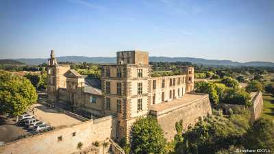 Chateau de la Tour d'Aigues