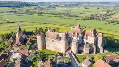 CHATEAU DE CHATEAUNEUF EN AUXOIS