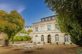 LE GRAND MONARQUE