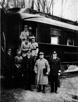 Clairiere Et Musee de l'Armistice 14-18
