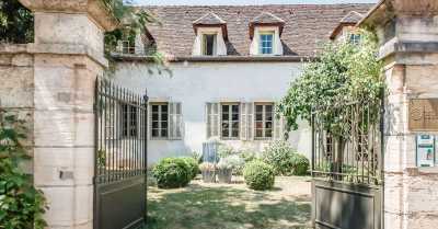 VILLA LOUISE 