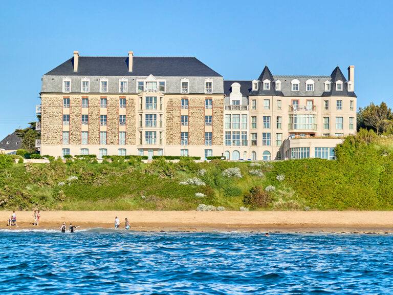 RESIDENCE REINE MARINE
