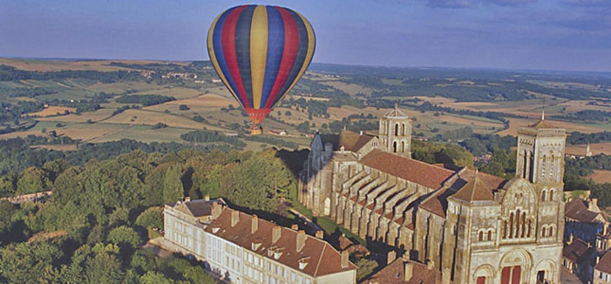 la Bourgogne en Mongolfiere
