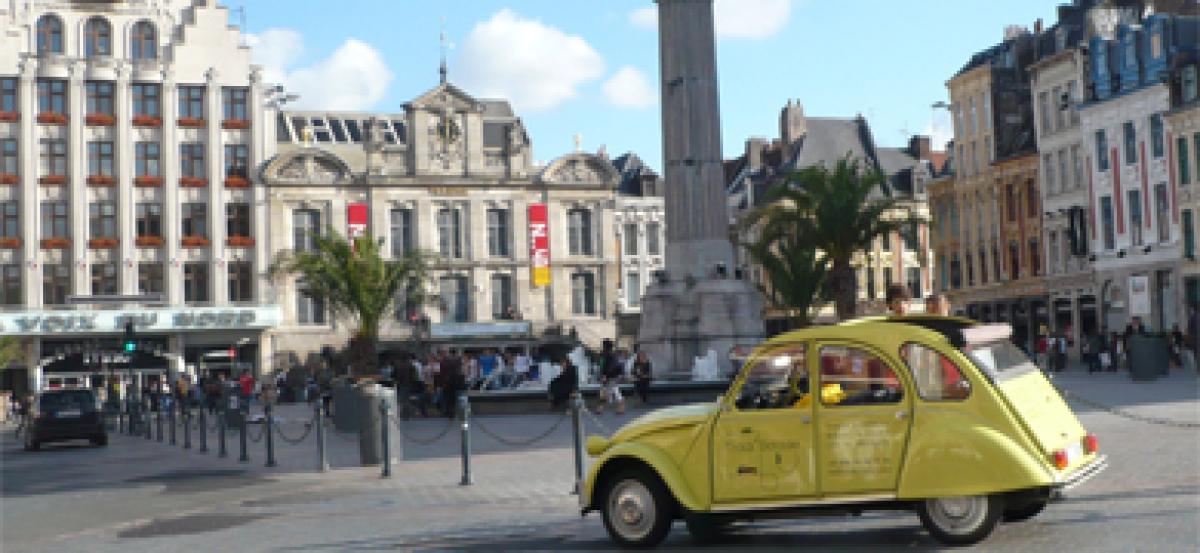 LILLE EN 2CV