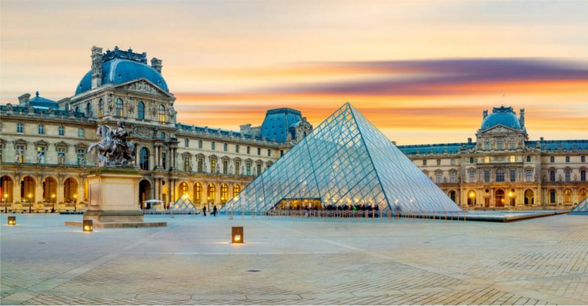 MUSEE DU LOUVRE
