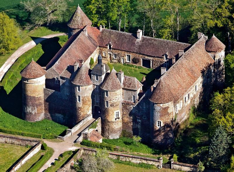 Chateau de Ratilly 