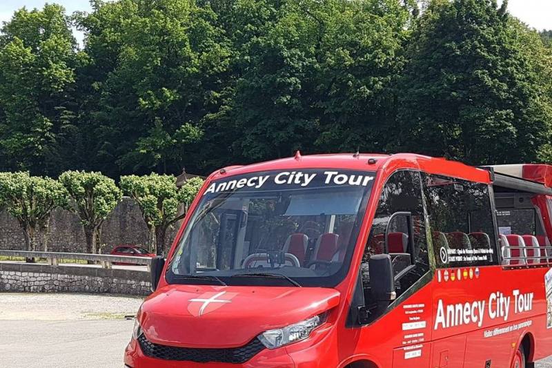 VISITE ANNECY EN BUS CABRIOLET